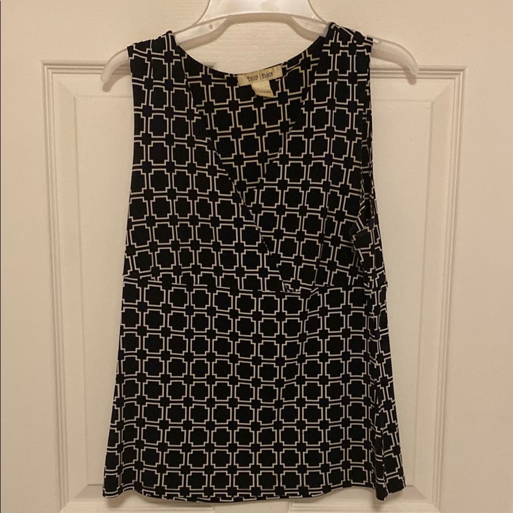 White House Black Market Black and White Geometric Top